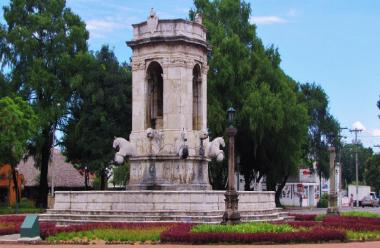 Las Bancas de la Plaza España