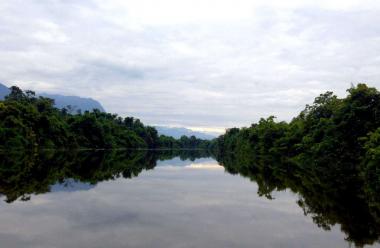 Río Oscuro