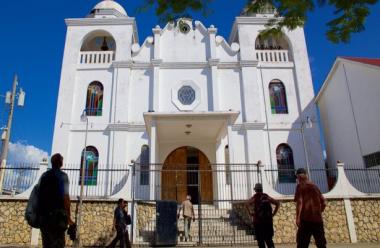 Iglesia y Catedral de Flore Nuestra Señora de los Remedios