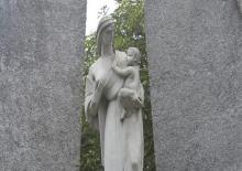 Monumento a La Madre