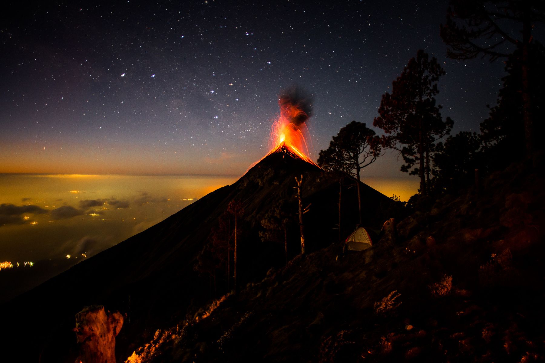 Volcán ACATENANGO. Ascenso nocturno