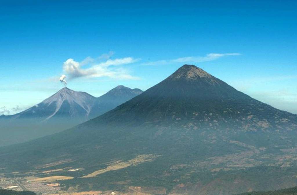 Volcán Pacaya  5 Cumbres