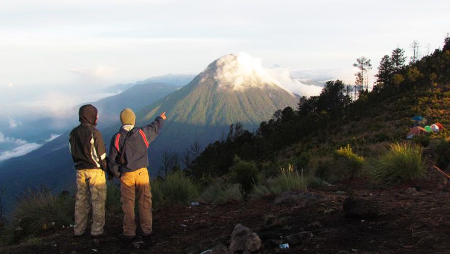 Volcanes Zunil y Santo Tomás – Premio Quetzal Juyub